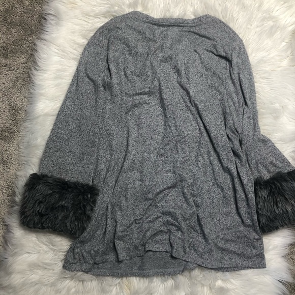 NWOT lane Bryant furry cuff sweater top 18/20 - Picture 4 of 5
